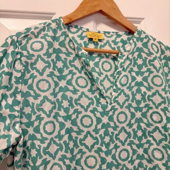 Roberta Roller Rabbit Tunic Shirt Top Green size Medium  100% Cotton - Picture 6 of 8